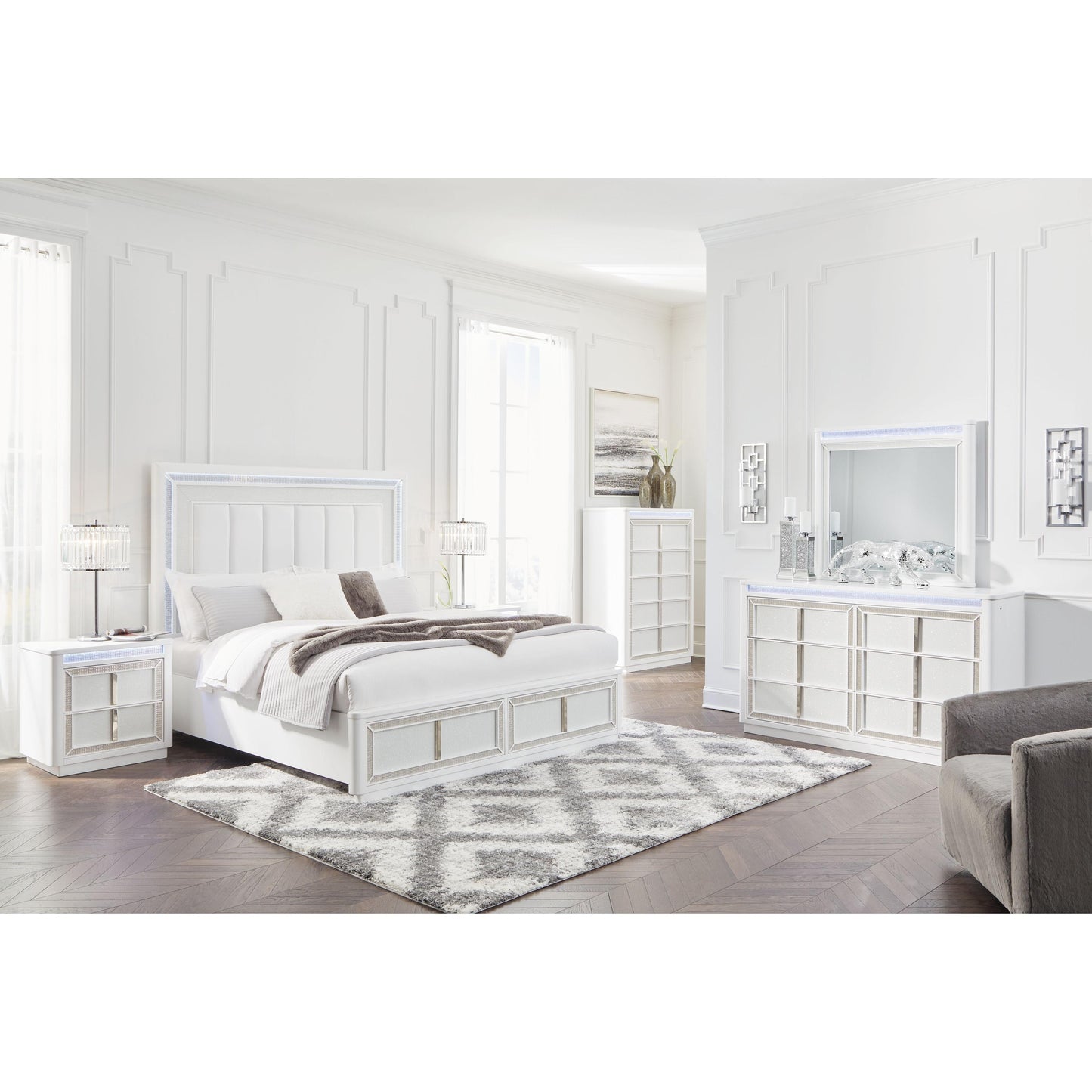 Chalanna - Storage Bedroom Set