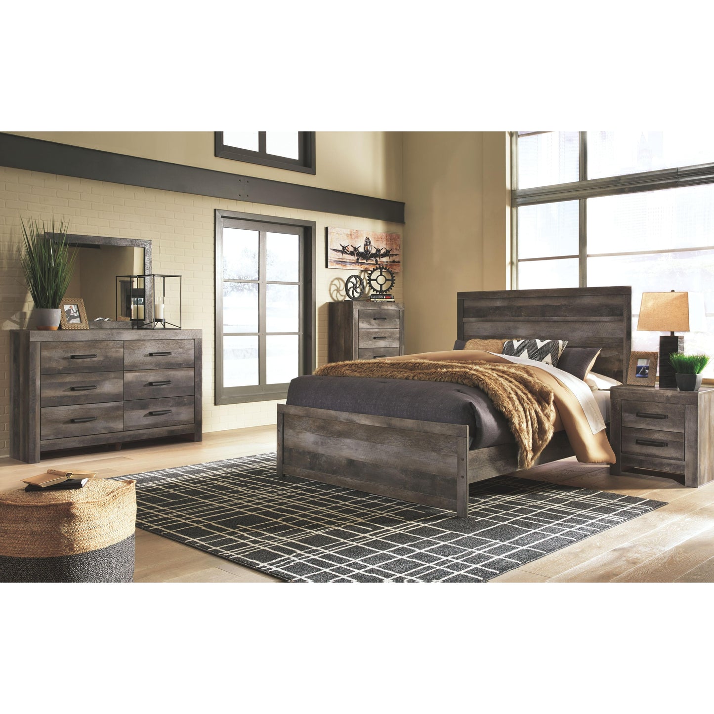 Wynnlow - Panel Bedroom Set