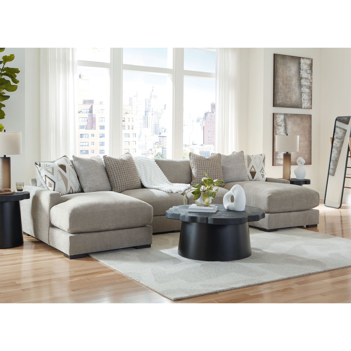 Aslan Court - Sectional