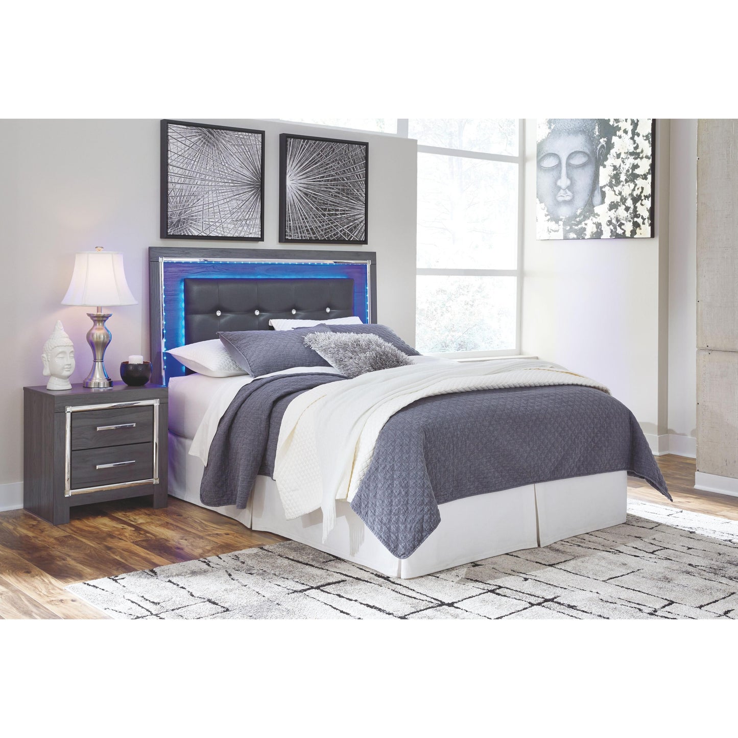 Lodanna - Upholstered Panel Bed