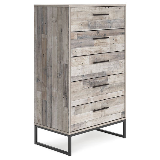 Neilsville - Five Drawer Chest - Whitewash