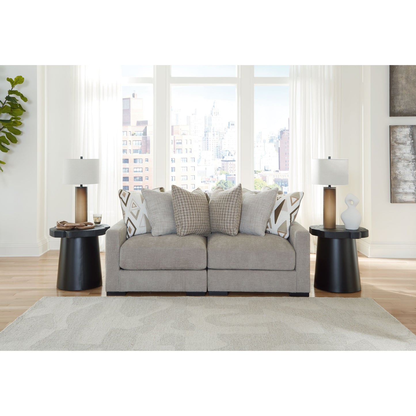Aslan Court - Sectional