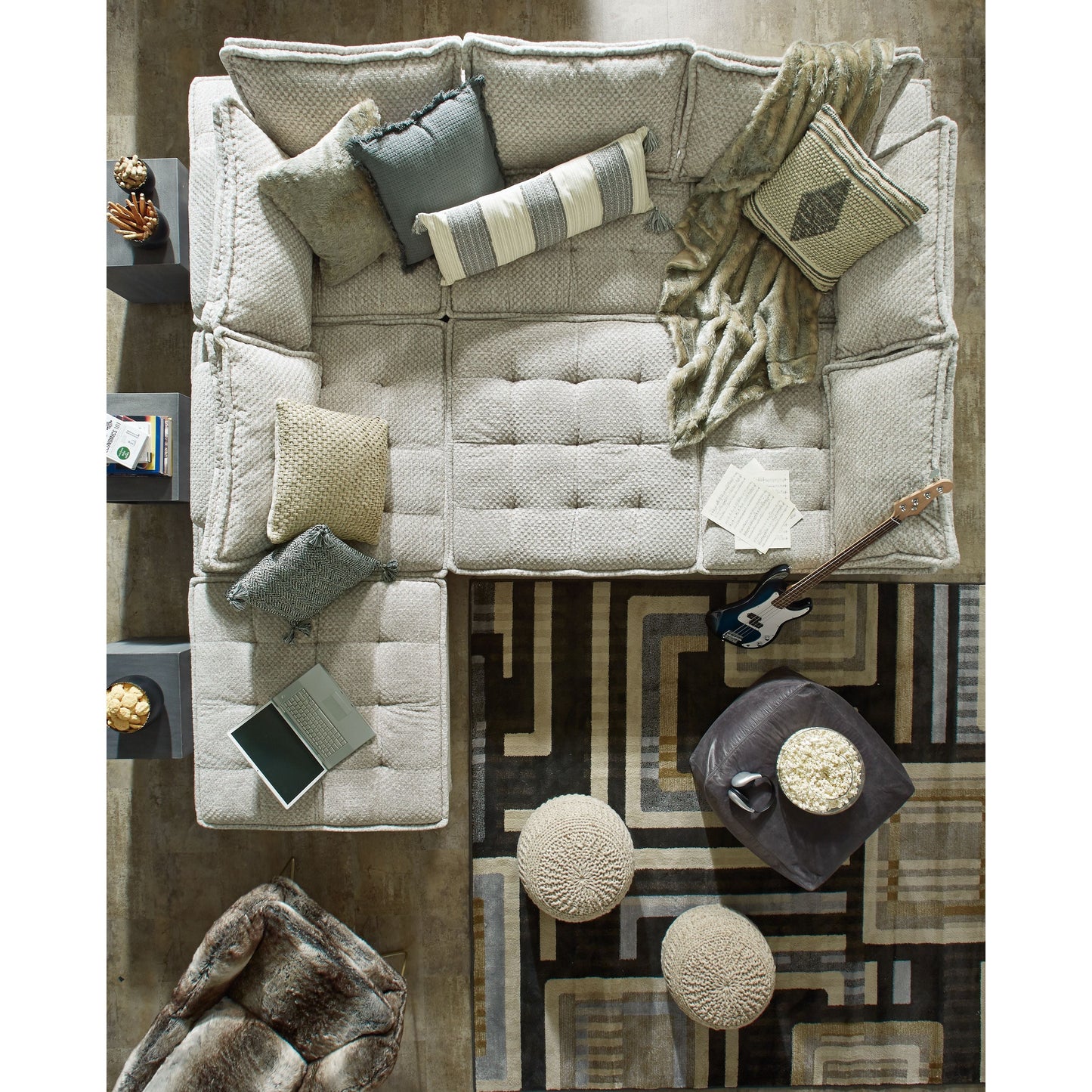 Bales - Sectional