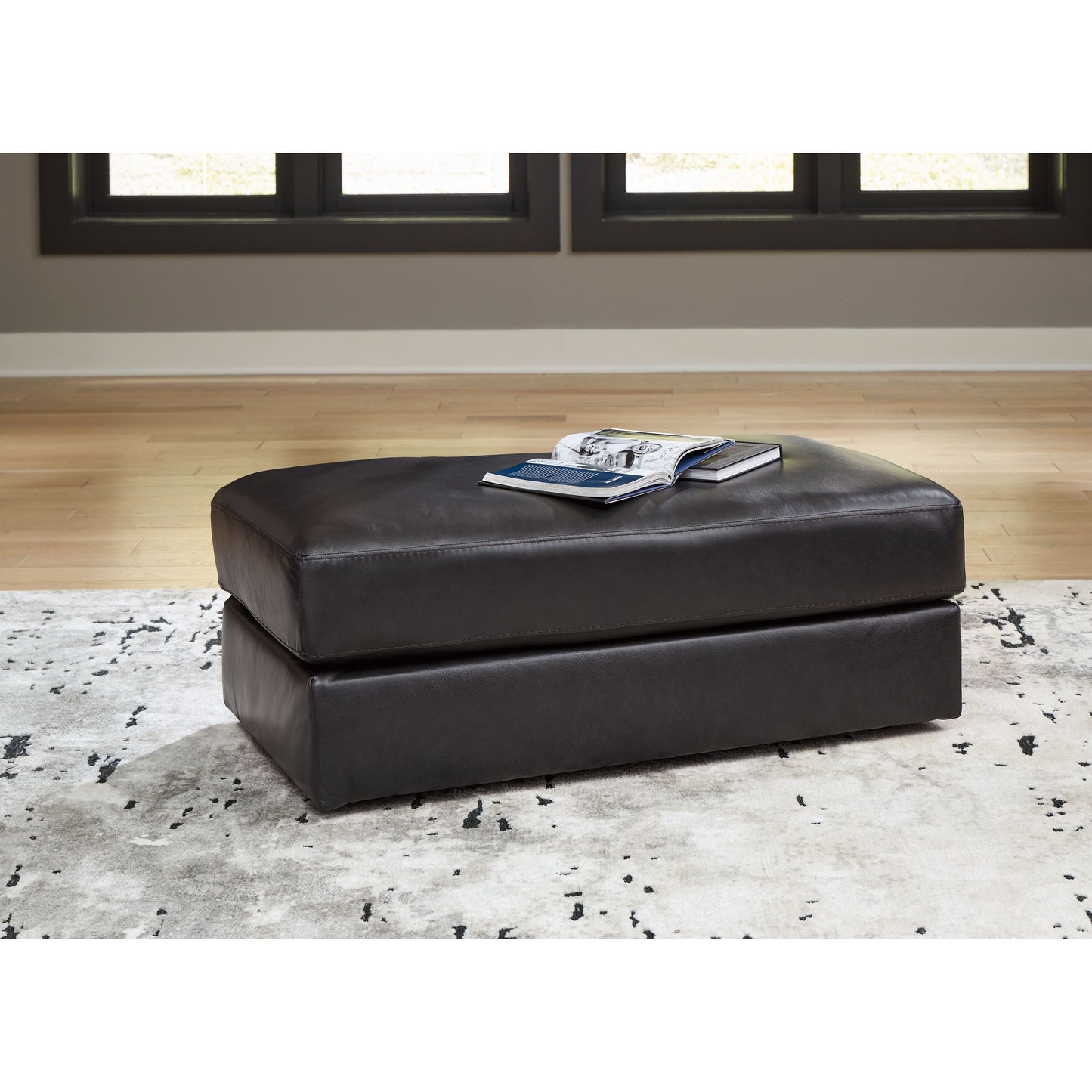 Amiata - Onyx - Ottoman - Leather Match