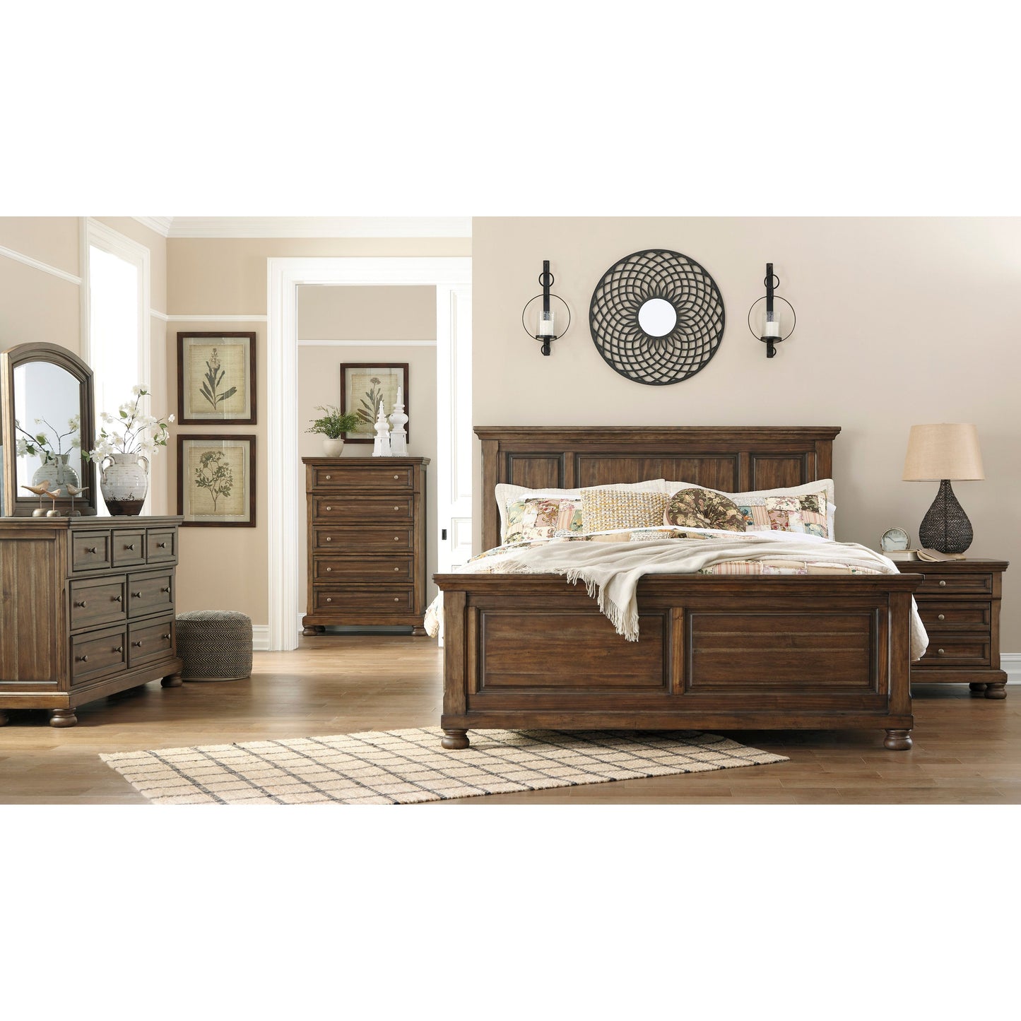 FLYNNTER PANEL BED - MEDIUM BROWN