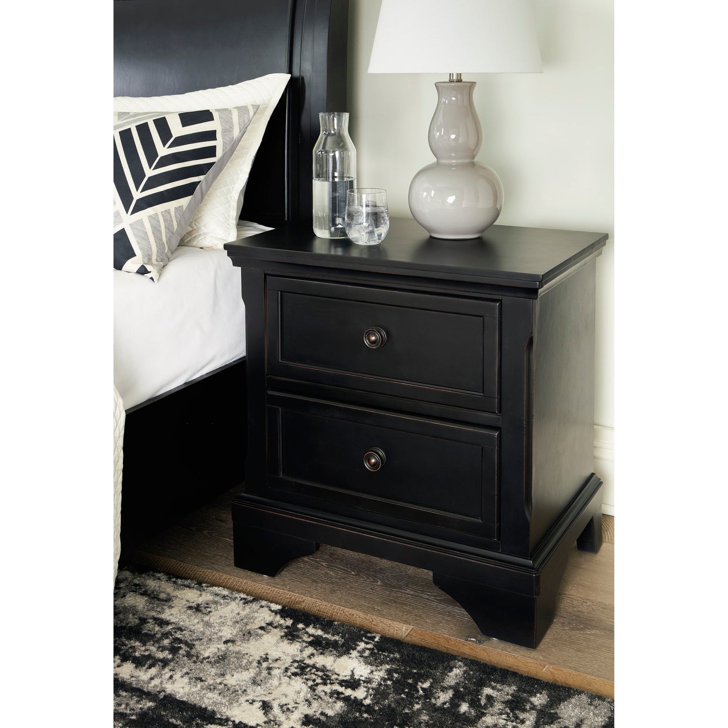 CHYLANTA NIGHTSTAND - BLACK