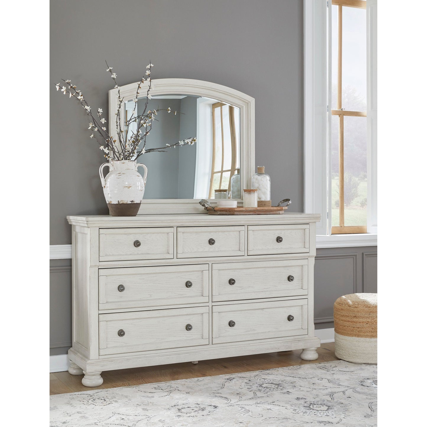 ROBBINSDALE DRESSER/MIRROR - ANTIQUE WHITE