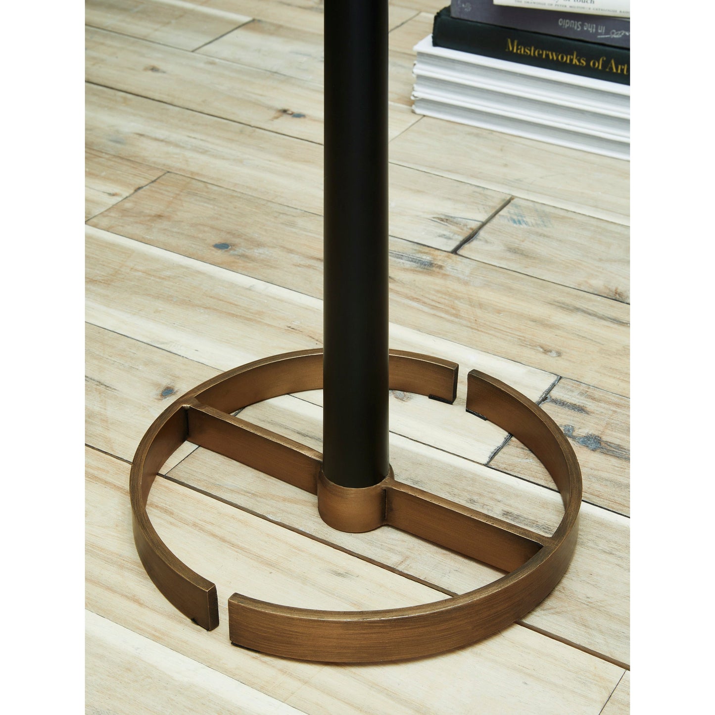 AMADELL FLOOR LAMP - BLACK/GOLD FINISH