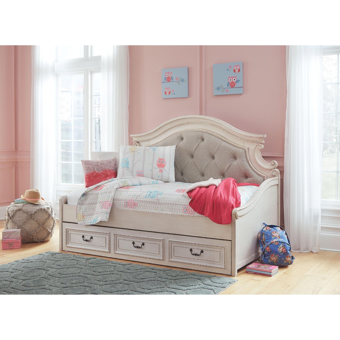 Realyn - Twin Day Bed with Storage - Chipped White