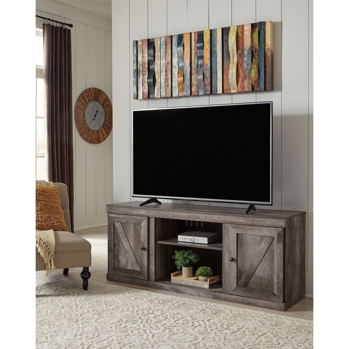 Wynnlow - TV Stand With Fireplace Option