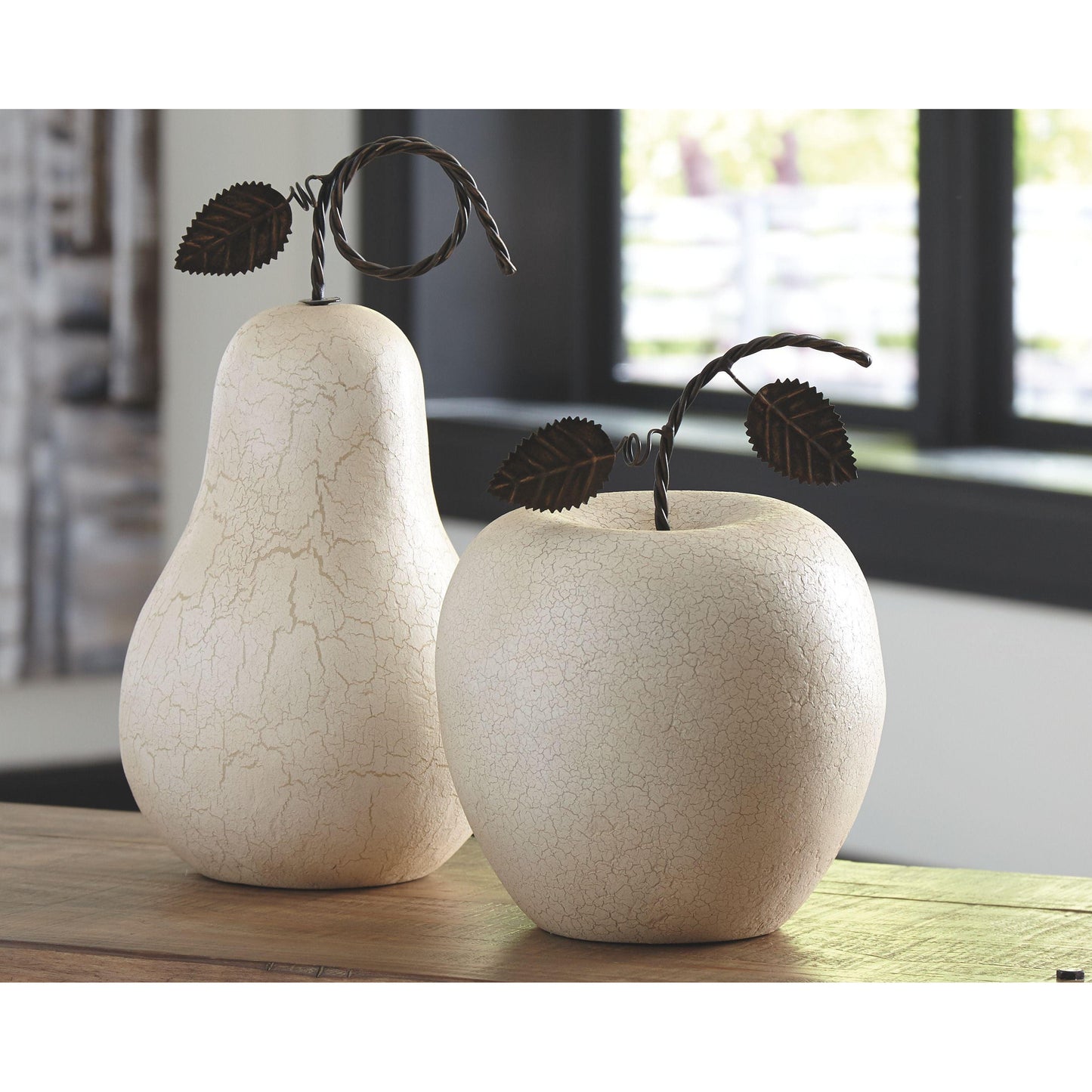Bidelia - Antique White - Sculpture Set (Set of 2)
