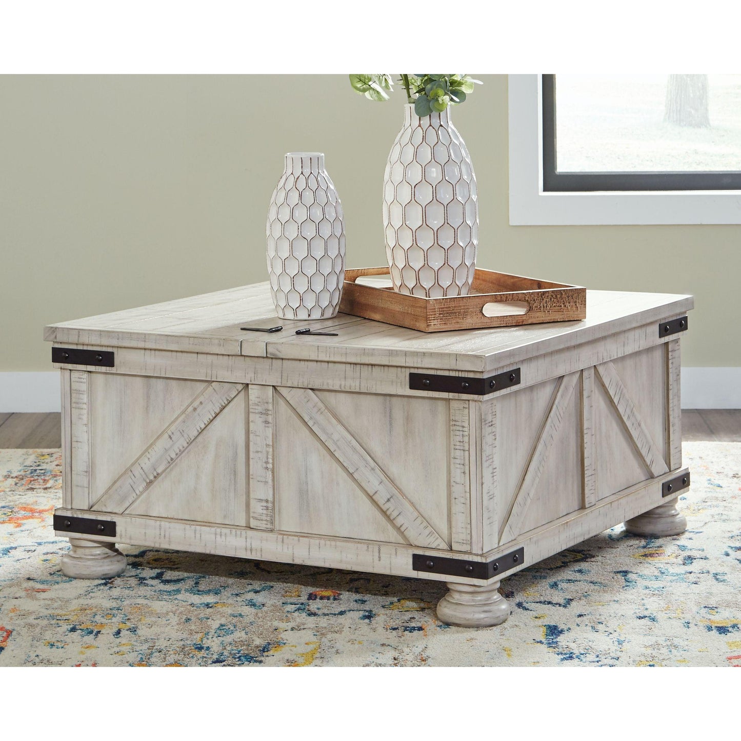 Carynhurst - Whitewash - Cocktail Table With Storage
