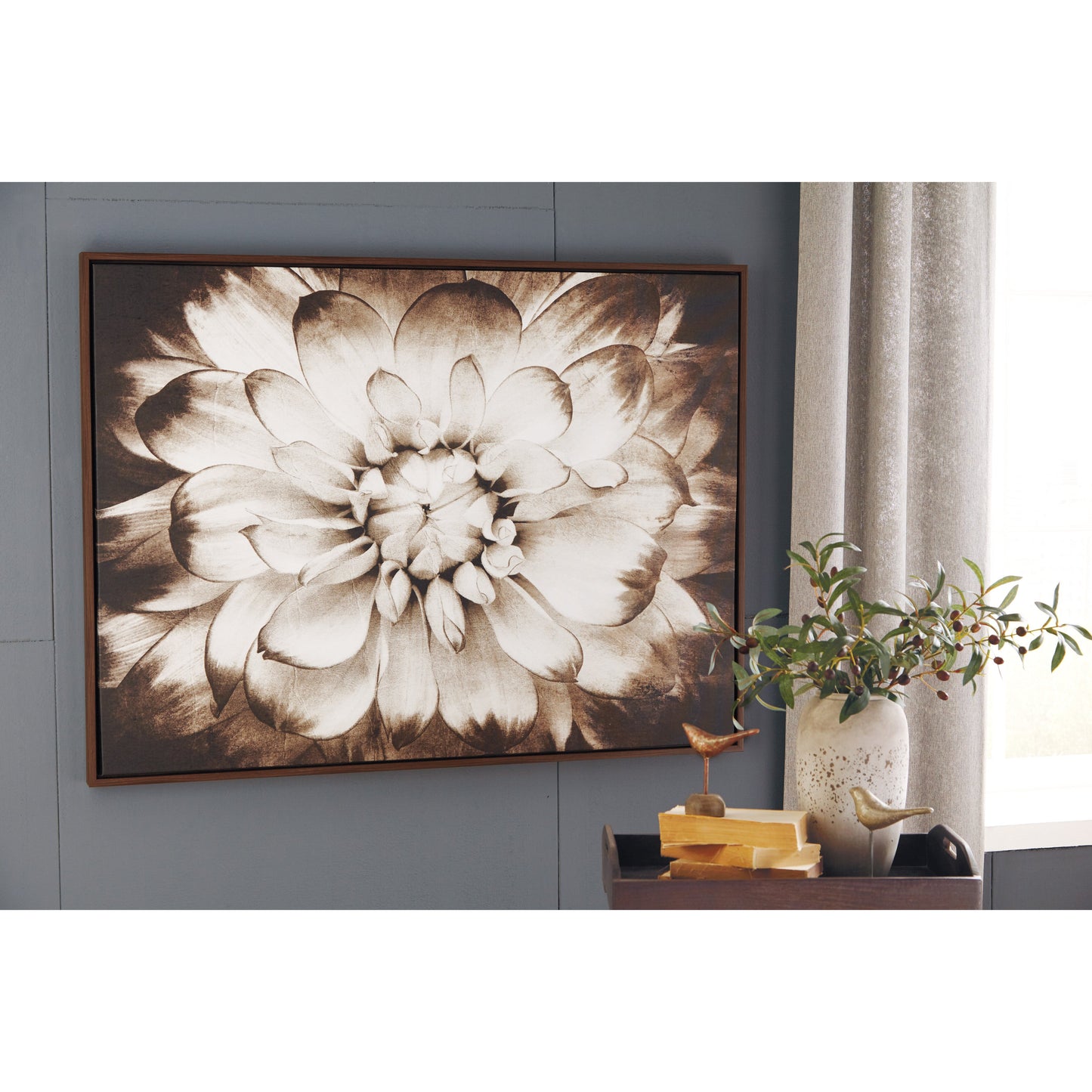 PHIALA WALL ART