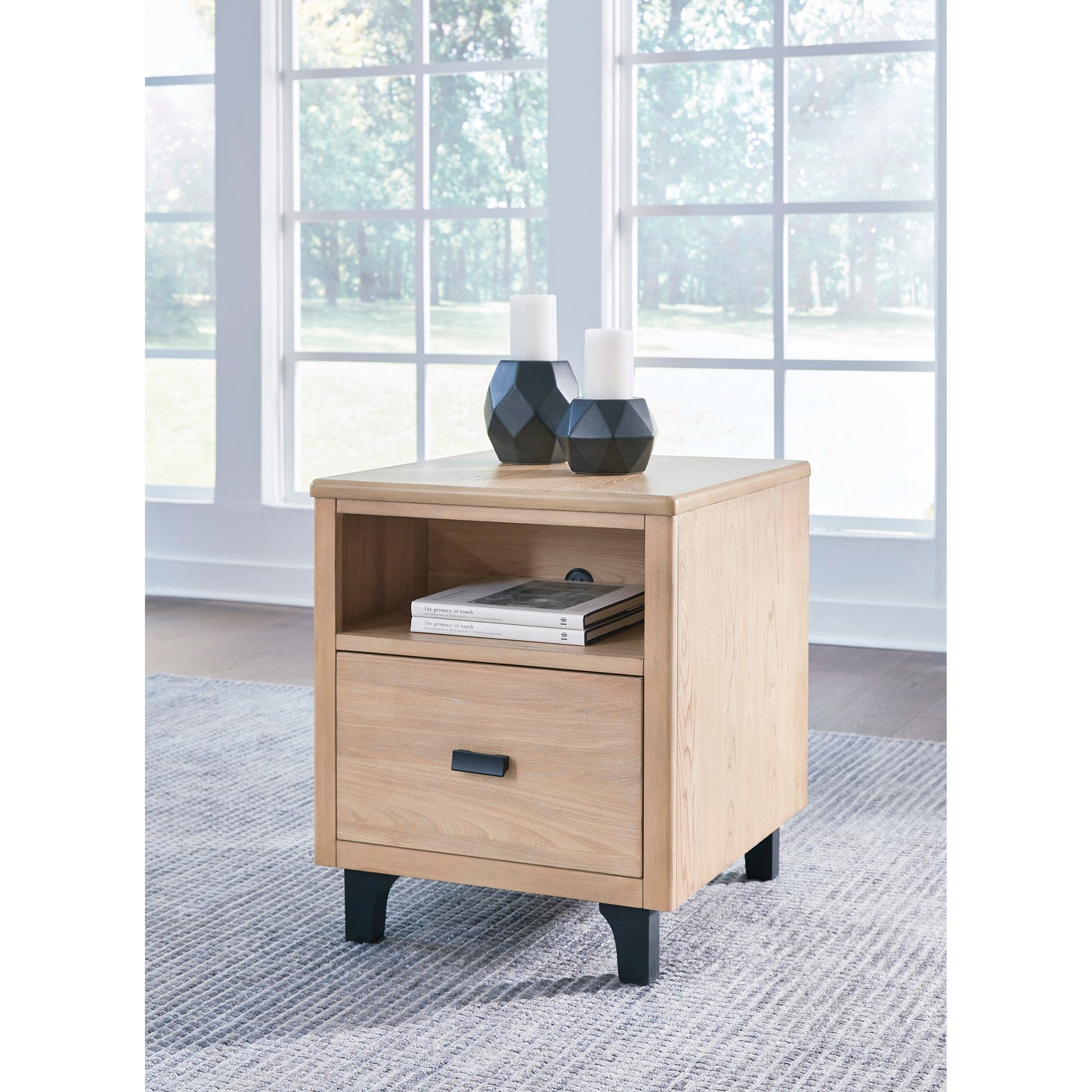 FRESLOWE END TABLE- LIGHT BROWN/BLACK
