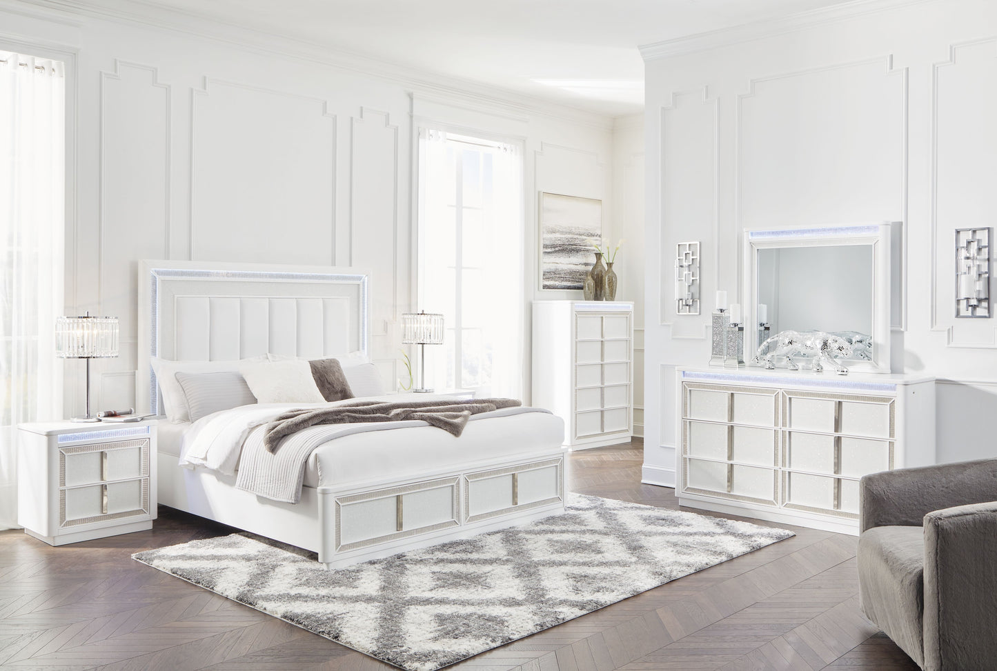 Chalanna - Storage Bedroom Set