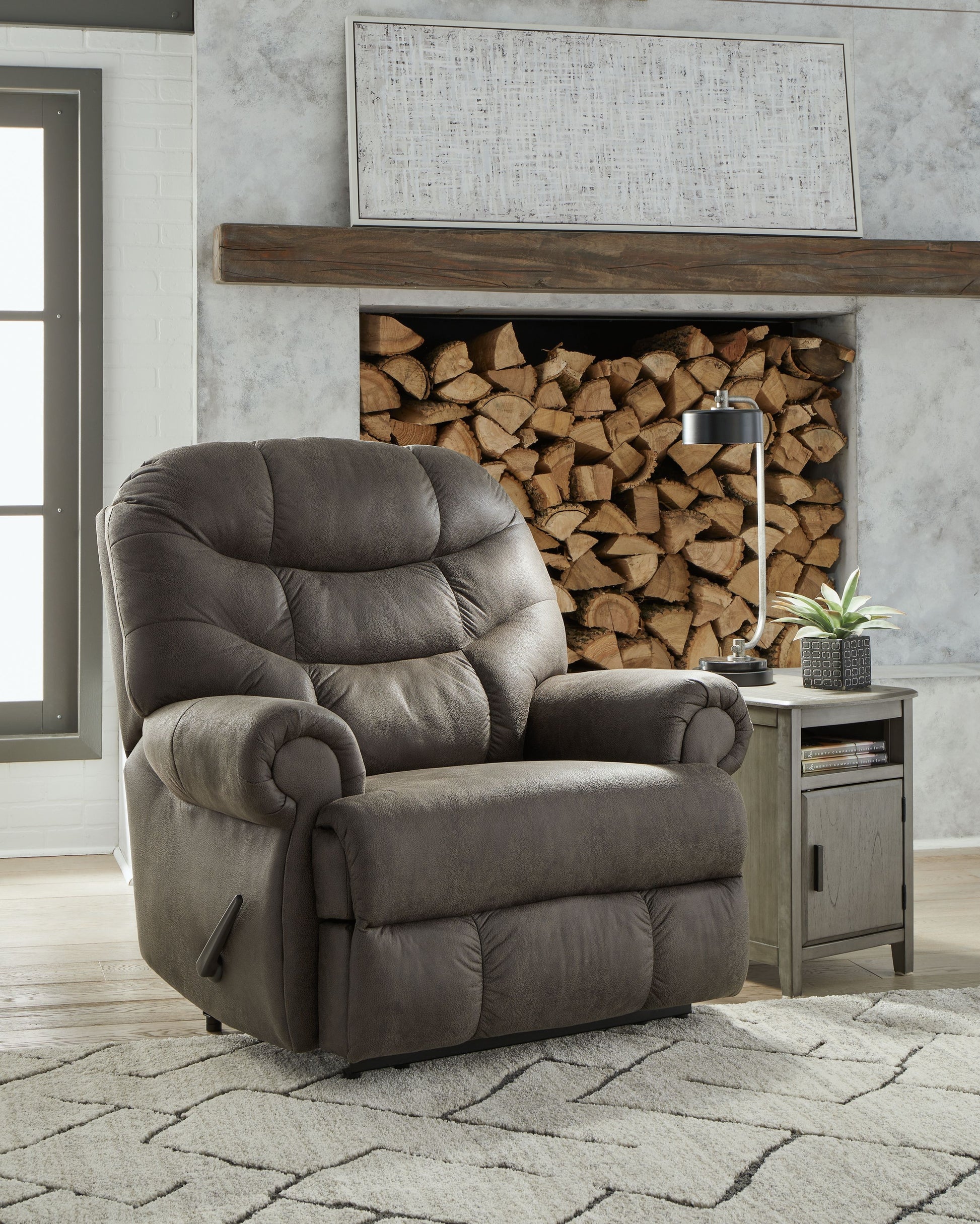 Camera Time - Gunmetal - Zero Wall Recliner - Faux Leather