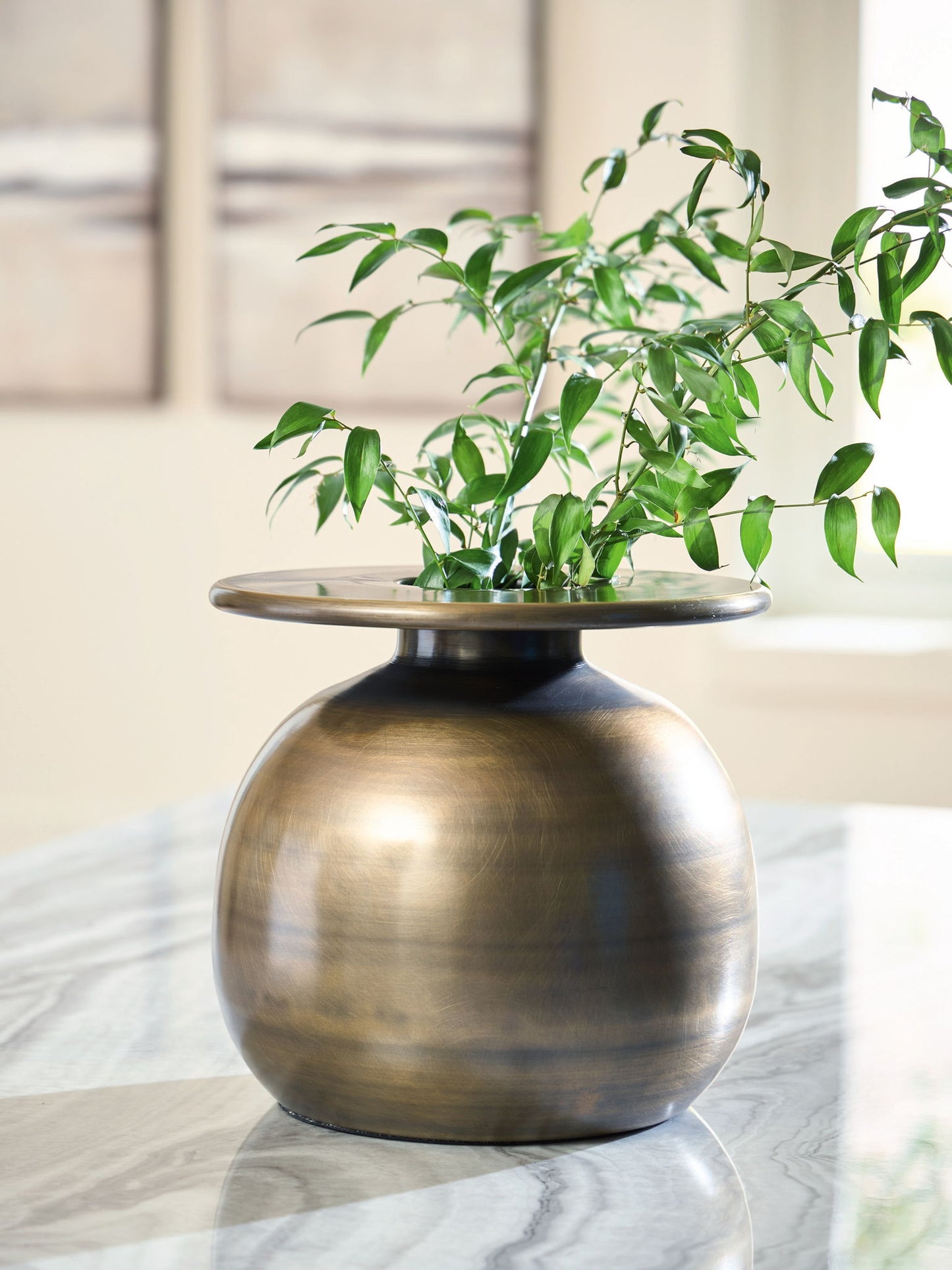 Fedorleigh - Vase - Fraser Furniture & Mattresses