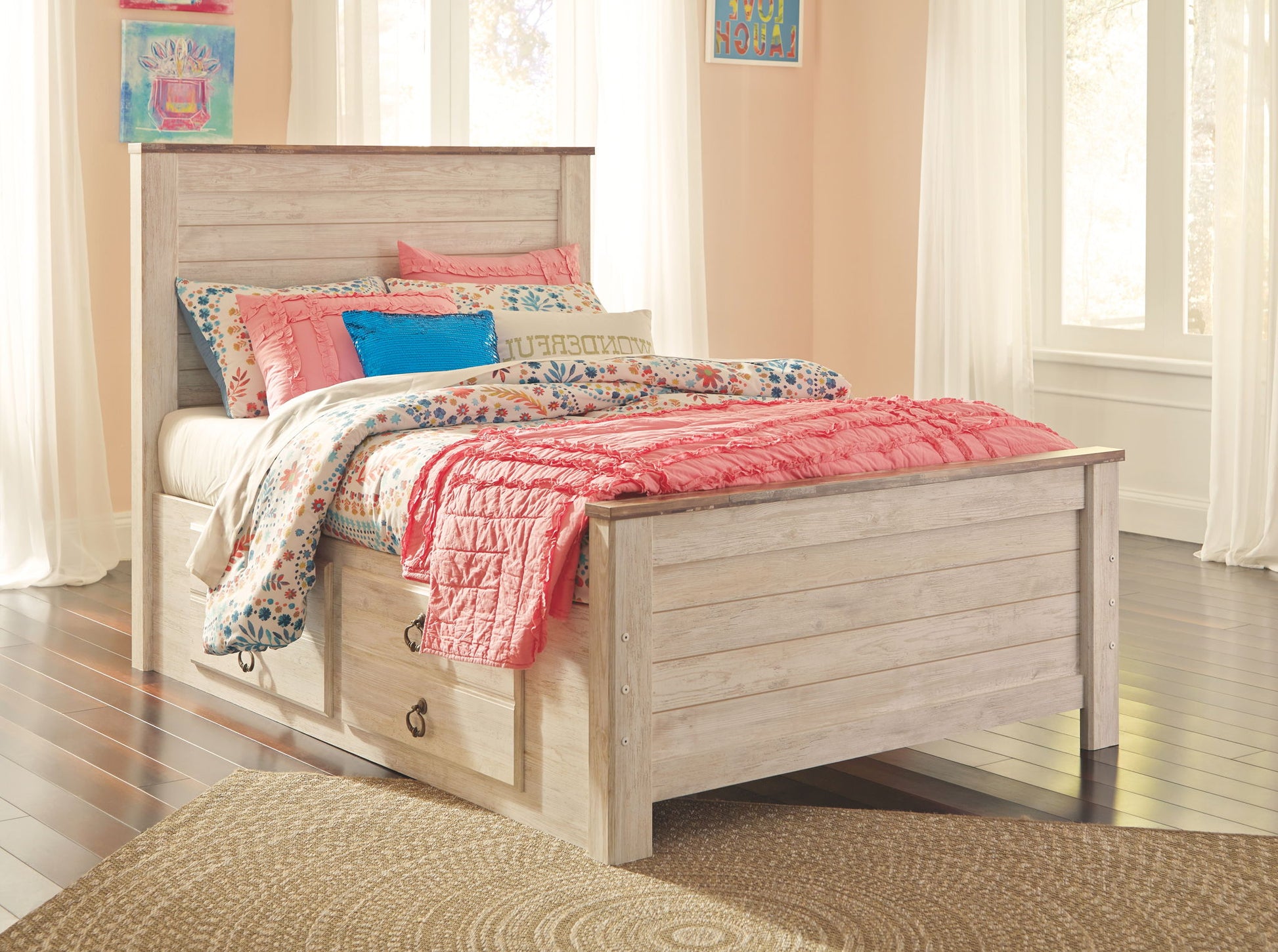 Willowton - Panel Bed - Fraser Furniture & Mattresses