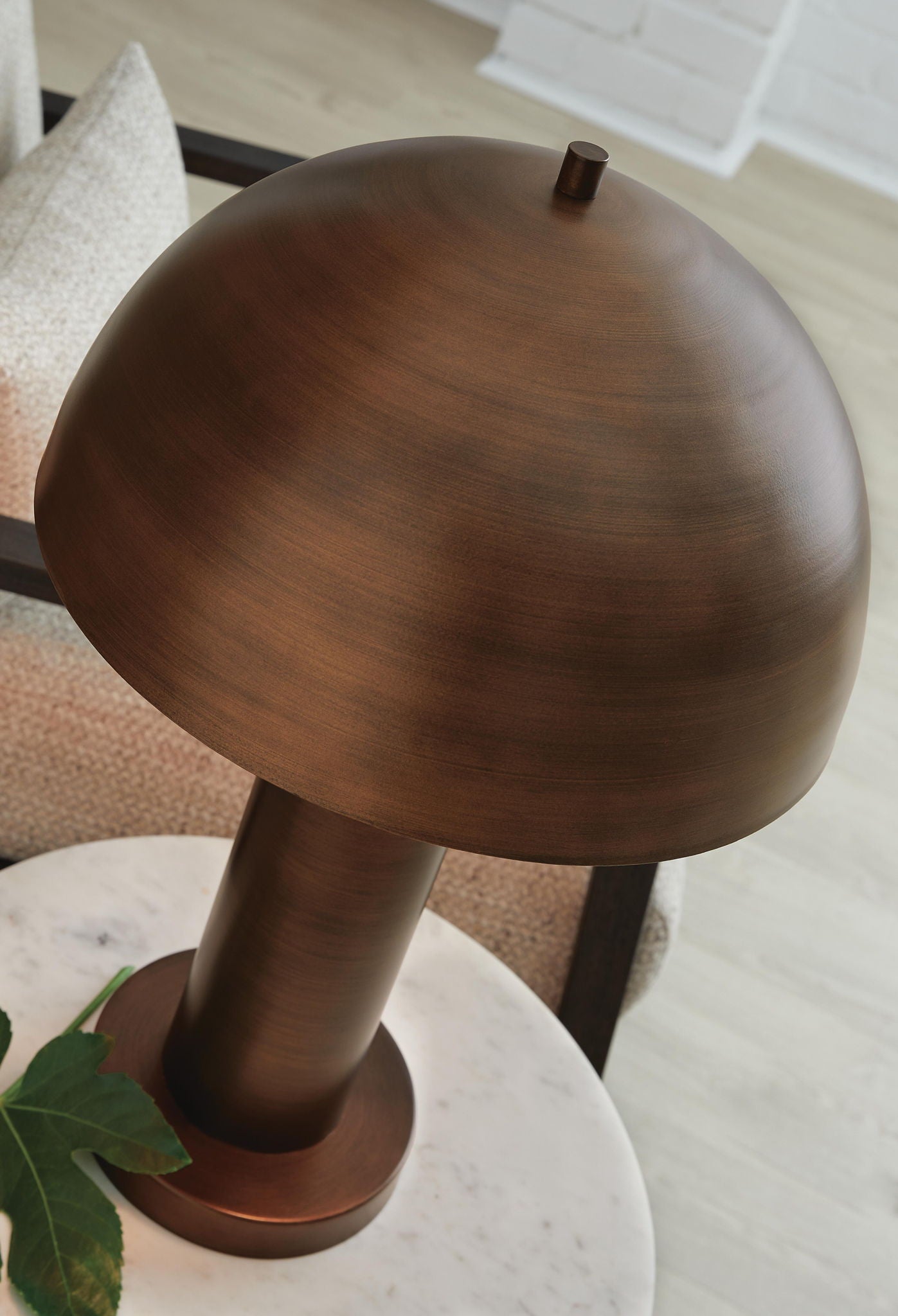 Wendfield - Metal Lamp - Fraser Furniture & Mattresses