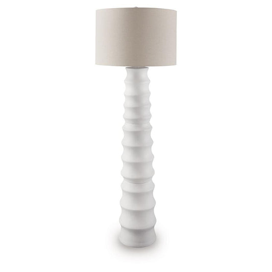 Veraleigh - Poly Lamp