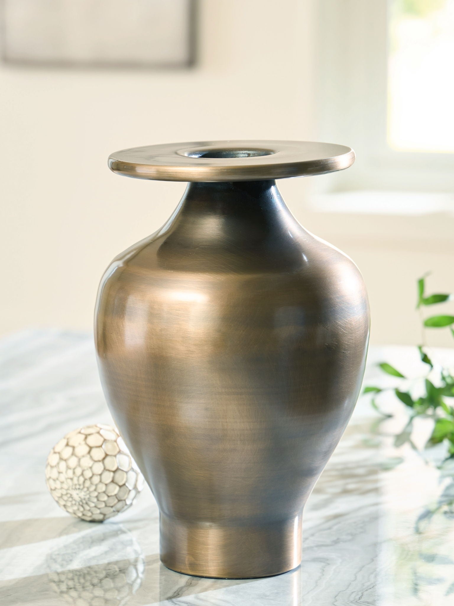 Fedorleigh - Vase - Fraser Furniture & Mattresses