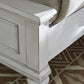 Kanwyn - Panel Bed