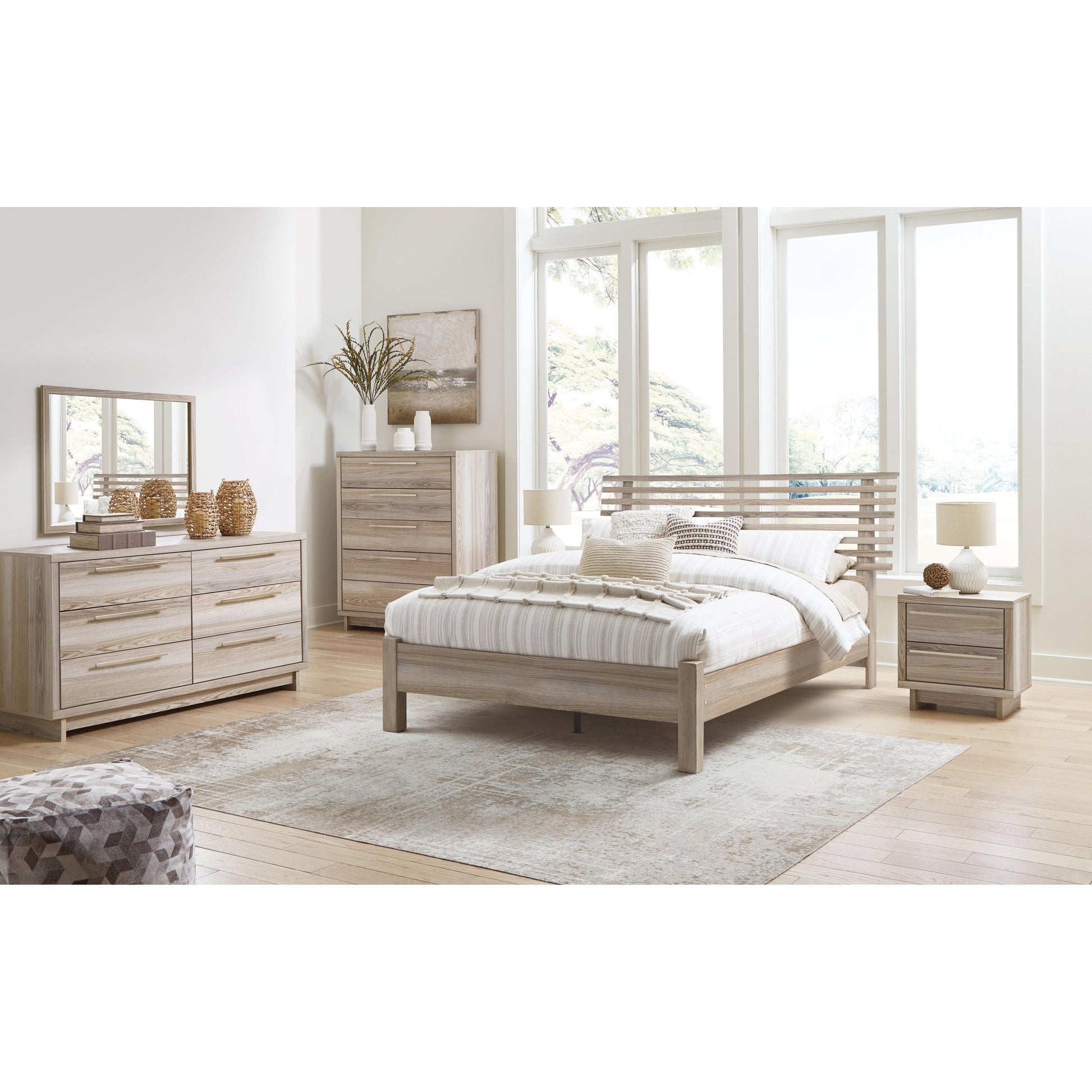 Hasbrick - Slat Panel Bedroom Set